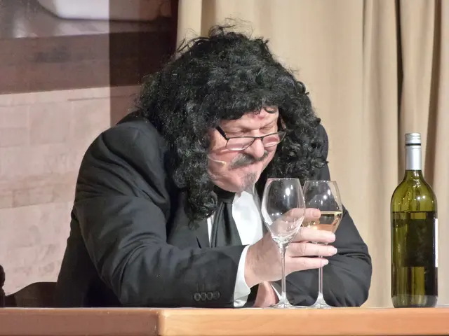 Der emotionale Abschied von Josef Patek, bekannt als Joschi, war die letzte Szene des Premierenabends, sowie seinem Mitwirken bei der Faschingsgilde Oberpullendorf.  | Foto: Vanessa Wittmann