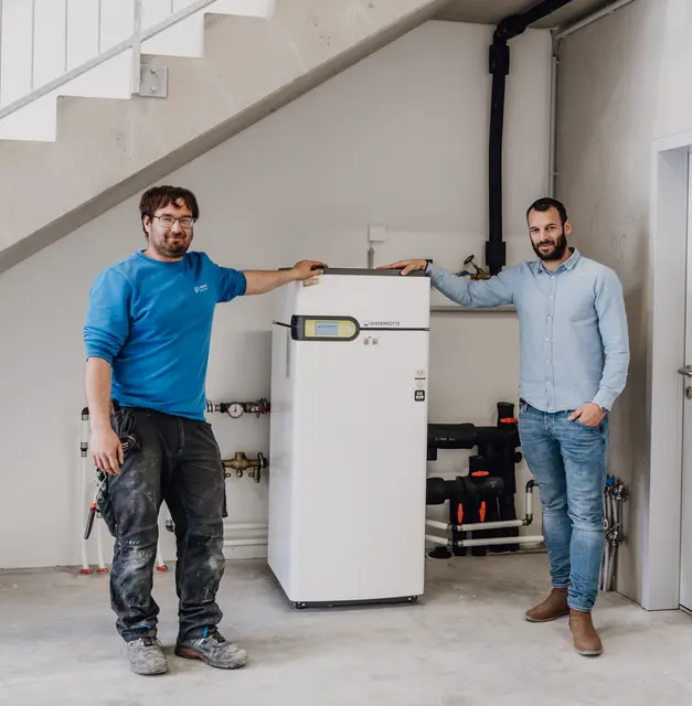 Die Mitarbeiter der Haustechnik Güssing beraten beim Umstieg von Öl oder Gas auf Heizungen mit erneuerbaren Energieträgern. | Foto: Haustechnik Güssing
