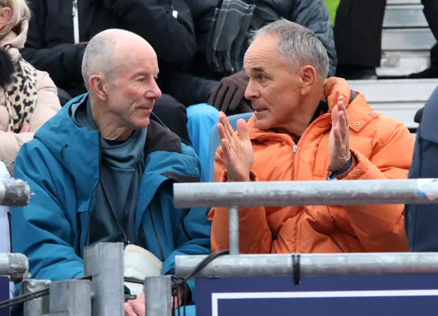 Echte Legenden: Ingemar Stenmark (69), fünffacher Kitzbühel-Slalomsieger (1976, 1977, 1981, 1982, 1983) beim Fachsimpeln mit Peter Wirnsberger, Sieger der Streif-Doppelabfahrt 1986. | Foto: Gerald Habison