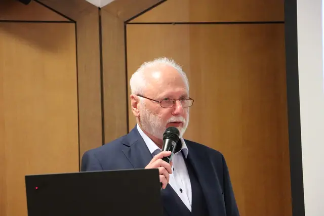 Wolfgang Kamedler moderierte die Jahreshauptversammlung der SPÖ Gratwein-Straßengel | Foto: Edith Ertl