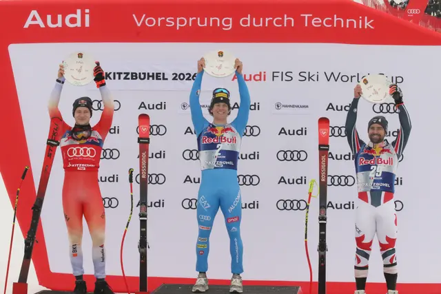 Die Top-3: Marco Odermatt (SUI, 2.), Giovanni Franzoni (ITA, 1.), Maxence Muzaton (FRA, 3.) - v.l.n.r. | Foto: Gerald Habison
