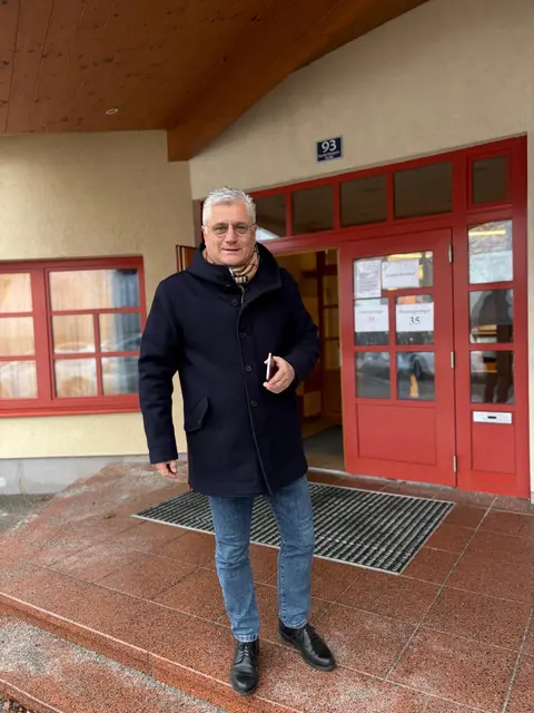 FPÖ-Spitzenkandidat Martin Antauer – gemeinsam mit seiner Partnerin wählte er in Sprengel 34. | Foto: FPÖ/Antauer