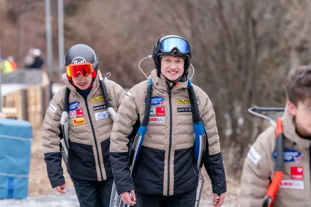 Beste Laune bei Leon Auer. Er rauschte bei der EM in Laas auf den achten Rang. | Foto: Ulrich Wilhelm