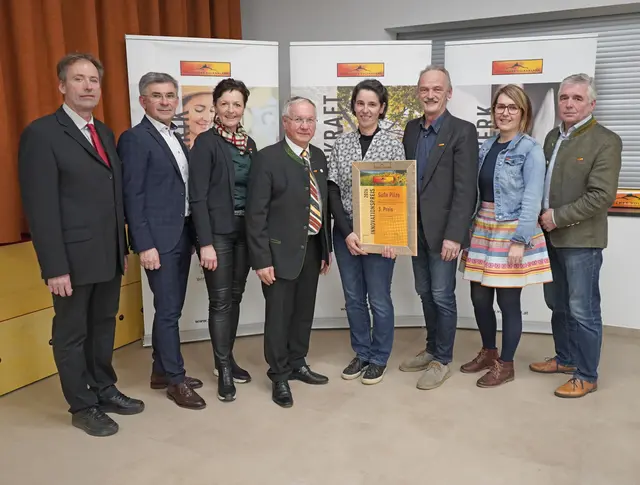 Platz drei für Michaela Friedl aus St. Stefan im Rosental mit ihren karamellisierten, süßen Pilzen  | Foto: Roman Schmidt