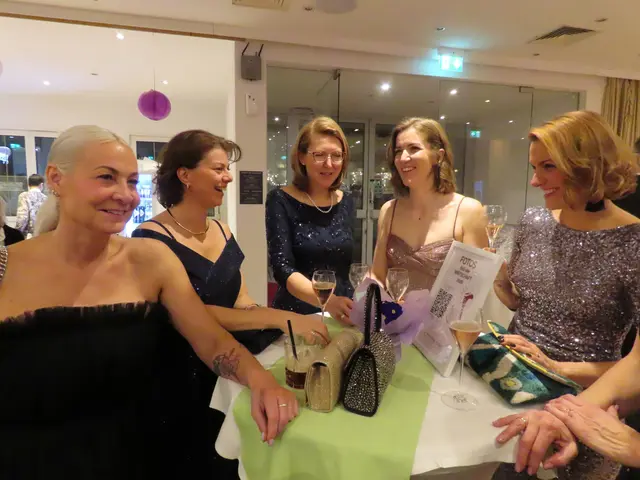 Gute Unterhaltung bot der Wirtschaftsball. | Foto: Altmann