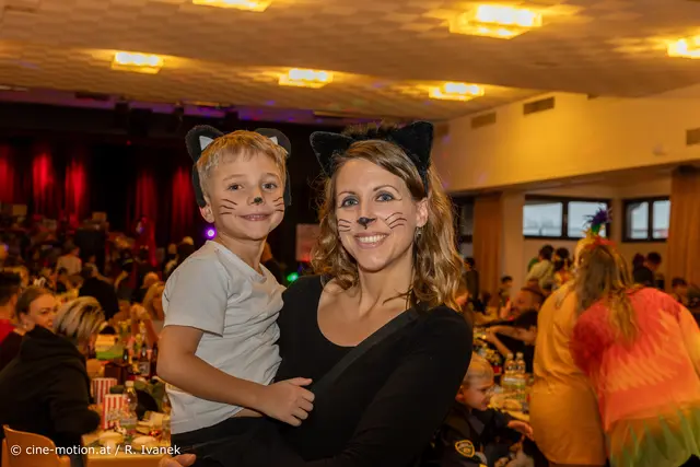 Florian Kehr mit EV-Stellvertreterin Manuela Kehr - MIAU. | Foto: cine-motion.at / R. Ivanek