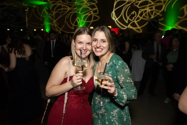 Valentina und Christina | Foto: Florian Auer - Fotoschnappschuss.com