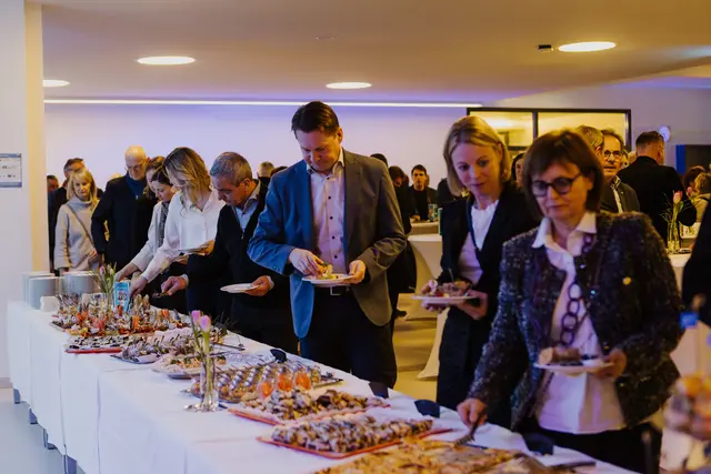 Das tolle Buffet der HBLW Schüler:innen. | Foto: Silvia Zellinger