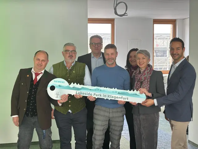 Der Einzug ist im Sommer 2026 geplant, die offizielle Eröffnung voraussichtlich im September. 