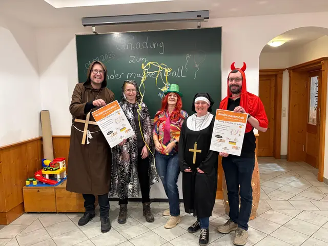Fröhlicher Spielenachmittag beim Kindermaskenball in Sallingstadt:  Spiel, Spaß und Krapfen gibt's für alle Kinder. | Foto: Verschönerungsverein Sallingstadt