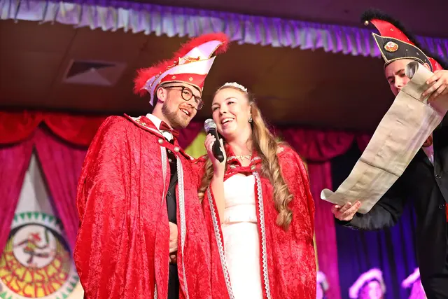 Prinzessin Tamara I. von Ebenkirchen und Prinz Smon I., Kapitän vom Traumsee, sind das Ebenseer Faschings-Prinzenpaar 2026. | Foto: Hörmandinger