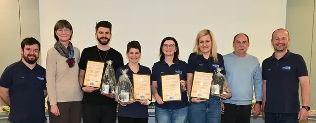 Von links: Andreas Gruber, OÖBV-Bezirksobmann-Stellvertreterin Christine Maier, Dominik Hildner, Johanna Hartl, Michaela Riepl, Margit Morawetz, Vizebürgermeister Mihelcic und Thomas Stütz. | Foto: Musikverein Sandl/Johannes Mayr