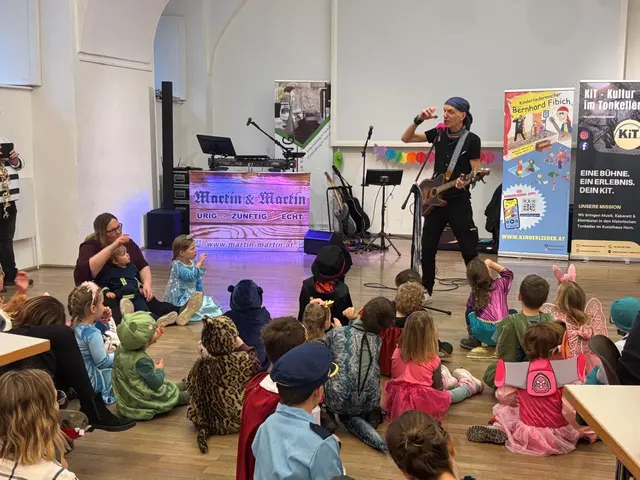 Viele Besucher folgten dieser Einladung nur zu gerne. | Foto: Manuela Danzinger