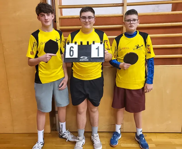 Nico Pfannhauser, Kornelius und Maximilian Gumpinger. | Foto: Union Horn - Sektion Tischtennis