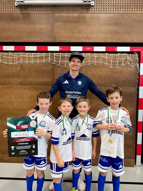 Trainer der Mannschaft ist Uli Wieland. Die U8-Auswahl besteht aus jungen Fußballerinnen und Fußballern des USK St. Michael | Foto: USK St. Michael/Wieland