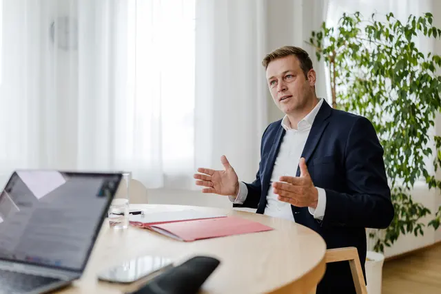 Umwelt-Landesrat Stefan Kaineder (Grüne). | Foto: Land OÖ/Dedl