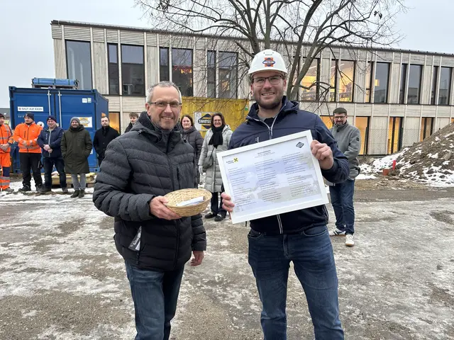 Der Richtspruch in Gedichtform sorgte für Schmunzeln bei den Gästen.