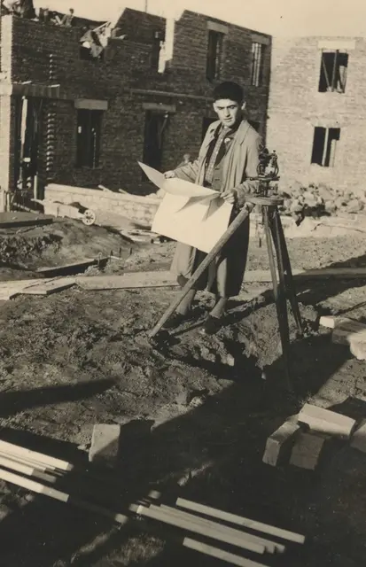 Franz Graf als Lehrling beim Bau der Herz-Jesu-Kirche  in Gmünd-Neustadt, 1950 | Foto: Stadtarchiv Gmünd
