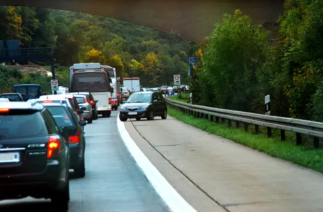 In der Steiermark ist die Zahl der Geisterfahrer im Jahr 2025 leicht gesunken. (Symbolbild)  | Foto: Birgit/Smarterpix