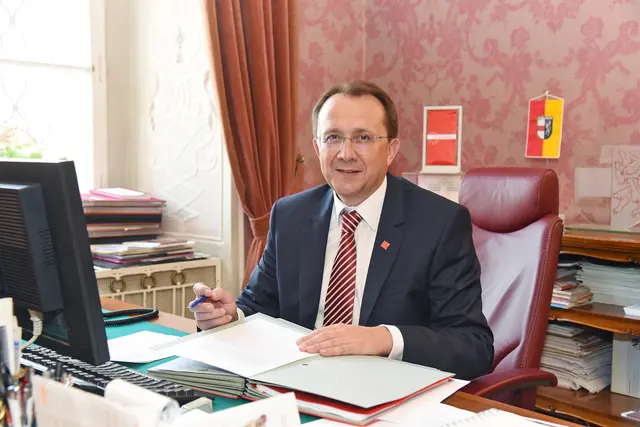 Matthias Stadler (SPÖ) hat bereits Gespräche mit den Parteien geführt. | Foto: MeinBezirk/Huber