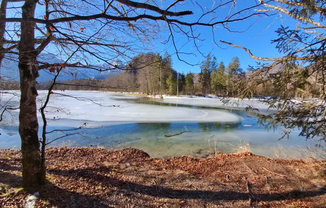 ...jeder Blick über den See ist eine Freude.