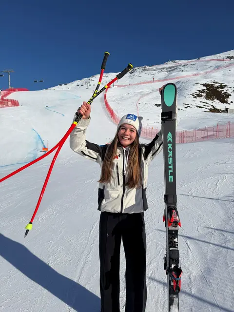 Pia Hauzenberger war in Zauchensee erstmals Vorläuferin bei einer Weltcup-Abfahrt.  | Foto: Hauzenberger
