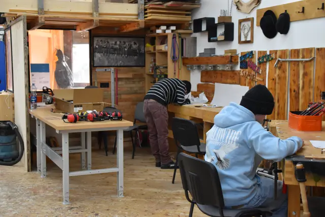 LEA lud am 28. Jänner in Wörgl zum Tag der offenen Tür ein. Junge Menschen erhalten hier eine Begleitung für den Weg in die Arbeitswelt.  | Foto: Barbara Fluckinger