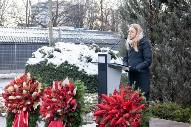 Landtagsabgeordnete Elisabeth Fleischanderl (Vorsitzende der Sozialdemokratischen FreiheitskämpferInnen): „Die Millionen von Toten aus der NS-Zeit sprechen eine gemeinsame Sprache: Nie wieder!“  | Foto: ©IKM/F.Bär