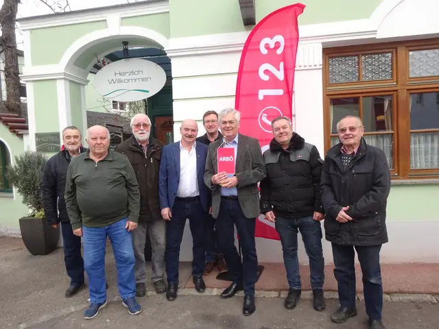 Karl Lackner, Franz Alkin, Erich Hochstöger, Vizebürgermeister Karl Weilig, Thomas Gradl, Leopold Pichlbauer, Jürgen Horner und Erwin Trichlin. | Foto: ARBÖ Schwertberg