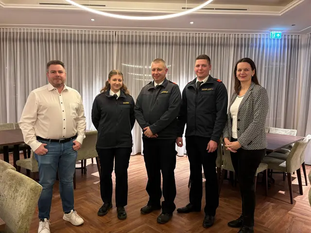 Die wiedergewählte Führung der Betriebsfeuerwehr CNH Industrial Österreich GmbH im Landgasthaus Dorfrichter. | Foto: BTF-CNH