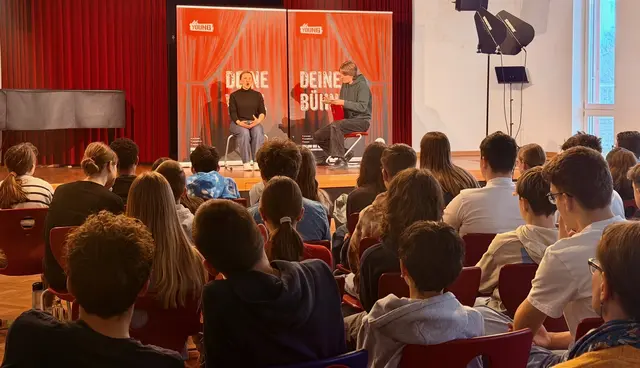 Informatives &amp; interaktives AK YOUNG Jugendtheater zum Thema „Alkohol“ für die Schüler:innen der MS Atzenbrugg. | Foto: MS Atzenbrugg