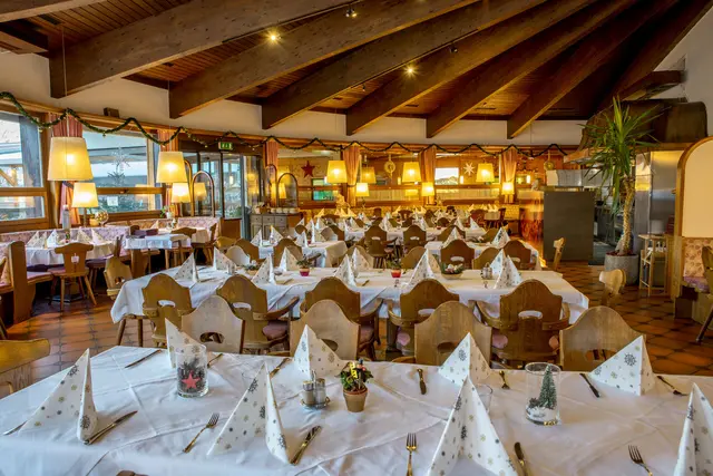 Das Restaurant Silberberg ist in der Region bestens bekannt. Jetzt feiert man 45-jähriges Jubiläum.  | Foto: Silberberg