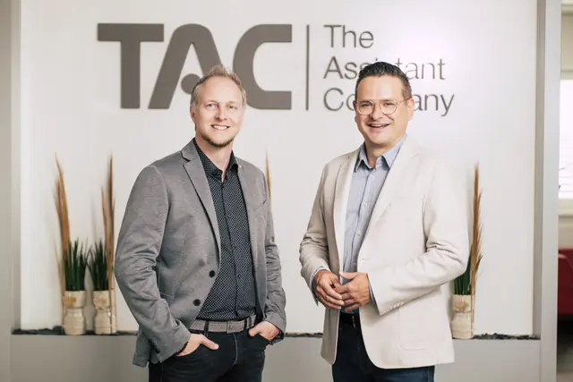 Die in Schildbach ansässige TAC | The Assistant Company bündelt ihre Kräfte mit der Bregenzer n-tree solutions in einer gemeinsamen Holding. Die Leitung der Holding übernehmen die TAC Managing Directors Thomas Rössler und Gernot Tobisch (v. l.) | Foto: TAC | The Assistant Company 