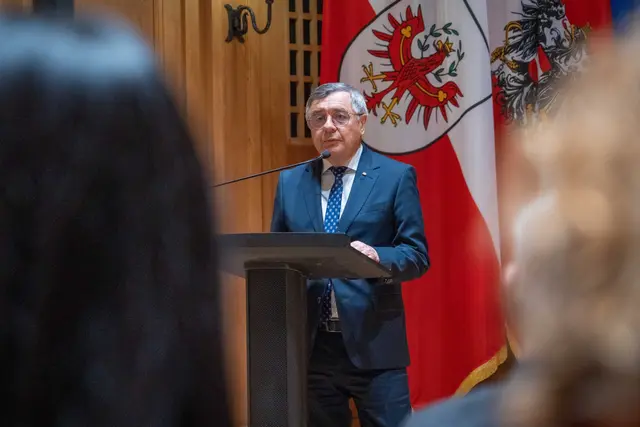 Auch der polnische Botschafter Zenon Kosiniak-Kamysz gehörte zu den Ehrengästen im Landhaus. | Foto: Land Tirol/Hörmann