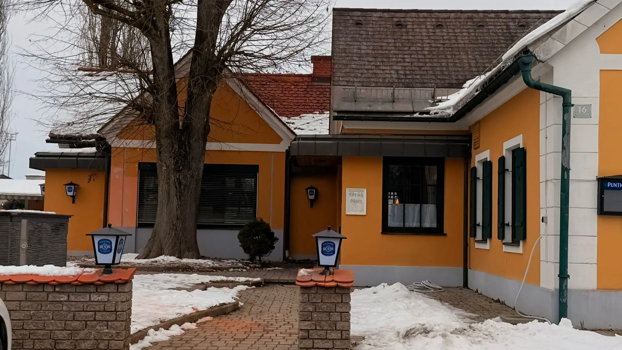 Business and Gastronomy News: Restaurant Akropolis Opens in Vogau - | ...