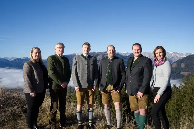 Der neue Turnauer ÖVP-Vorstand: Johanna Illmayer, Sepp Diepold, Samuel Trois, Werner Trois, Lukas Kreuzer und Kathrin Haider. | Foto: ÖVP Turnau