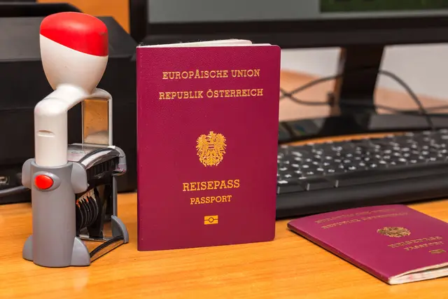 Der Magistrat Linz empfiehlt, auslaufende Reisepässe rechtzeitig vor den Sommerferien zu verlängern. | Foto: IvanSemenovich_smarterpix