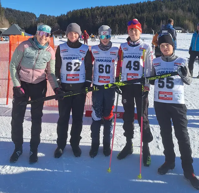 Sabine Rosenberger, Filip Galaska, Timo Hochegger, Nico Bierbaumer, Paul Reif. | Foto: Mittelschule Ternitz