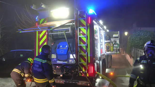 Brandeinsatz der Feuerwehren in Baden. | Foto: Pressestelle BFKDO BADEN / Stefan Schneider