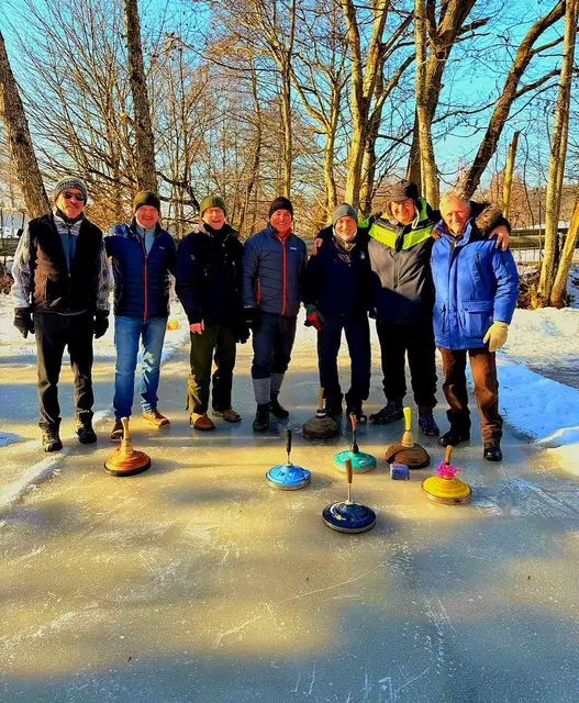 Vizepräsident Gerhard Wagner und Clubpräsident Franz Schraml sen. – beide Mitte - mit den Mitgliedern des GC über den Dächern von Passau. | Foto: GC über den Dächern von Passau 