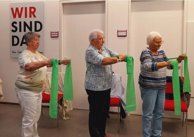 In gemütlicher Atmosphäre erwartet die Besucherinnen und Besucher ein abwechslungsreicher Nachmittag, der Körper und Geist guttut.  | Foto: OÖRK