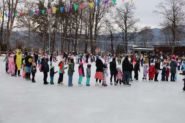 Großer Andrang beim Maskeneislaufen. | Foto: Stadtgemeinde Knittelfeld