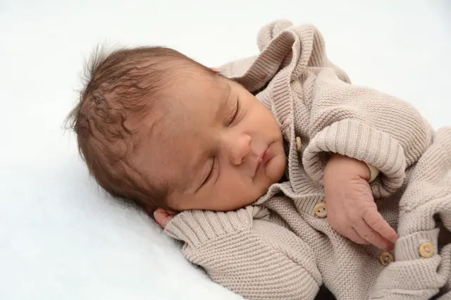 Name: Lorenz
Geburtsdatum: 09.01.2026
Gewicht: 2.795 g
Größe: 48 cm
Eltern: Lea Schmeißl und Lukas Resinger aus Trofaiach | Foto: Babysmile