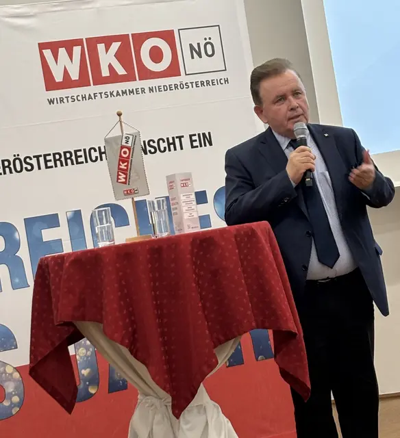 Zwettls Bürgermeister Franz Mold sieht die motivierten und ambitionierten Mitarbeiter im Bezirk als wesentlichen Faktor. | Foto: Bernhard Schabauer