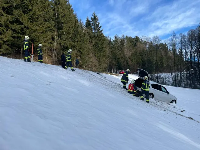 In St. Peter kam ebenfalls ein Fahrzeug von der Straße ab. | Foto: FF St. Peter