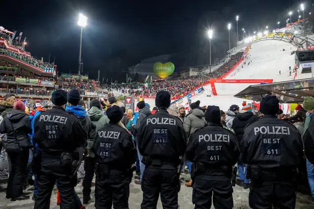 Die Landespolizeidirektion Steiermark zieht nach dem zweitägigen Nightrace in Schladming eine positive Bilanz: Das Verkehrs- und Sicherheitskonzept hätten voll gegriffen.  | Foto: LPD Stmk/Huber 