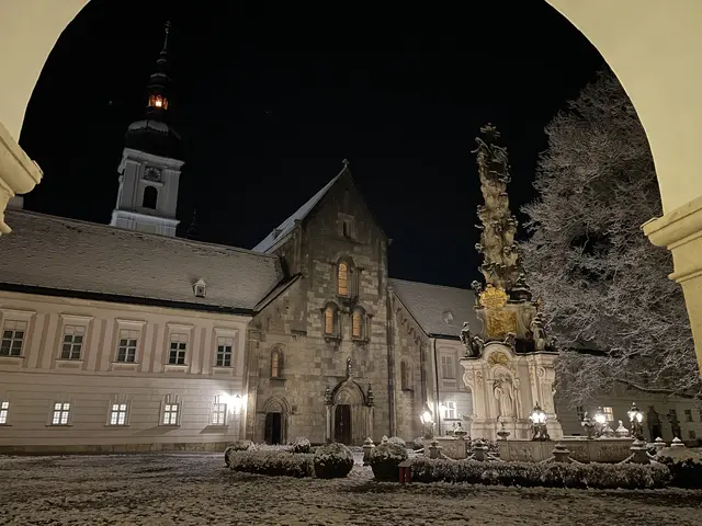 Stift Heiligenkreuz | Foto: Lauren Fahrenberger / MeinBezirk