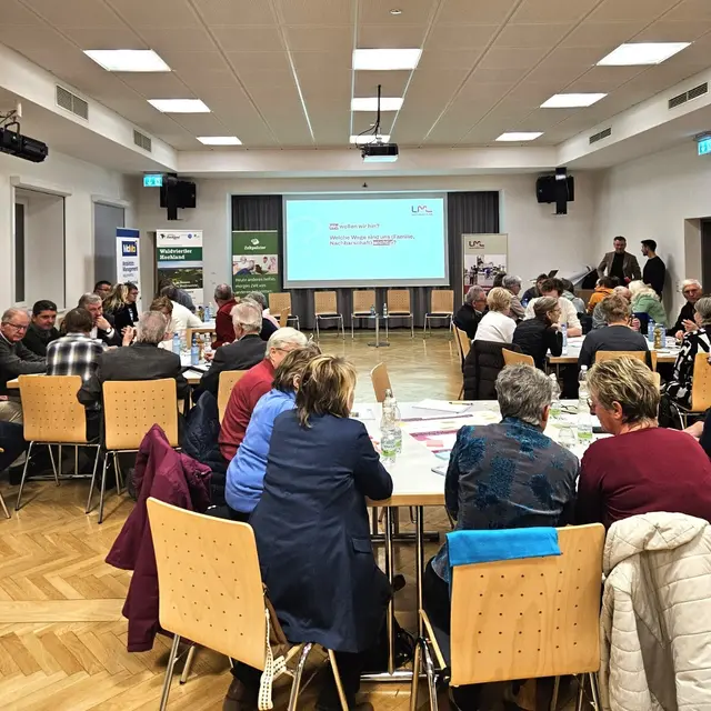 Beim ersten „MObilitätsMOntag“ des land.mobil:LAB stand die Mobilität im ländlichen Raum im Mittelpunkt. | Foto: Jakob Stürzenbaum