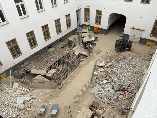 So präsentiert sich aktuell der Innenhof in der Paulusgasse 5.  | Foto: Luca Arztmann/MeinBezirk