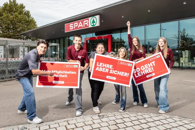 80 zukunftssichere Lehrstellen sind in Kärnten und Osttirol verfügbar.  | Foto: SPAR/gleissfoto